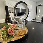 S&f- Holiday home